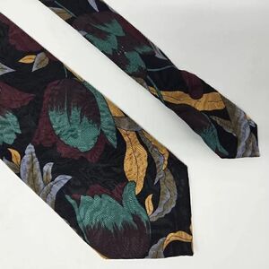 BUCCELLI MADE IN ITALY SILK TIE BLACK GREEN GOLD FLORAL SATIN 3.75" X 60"